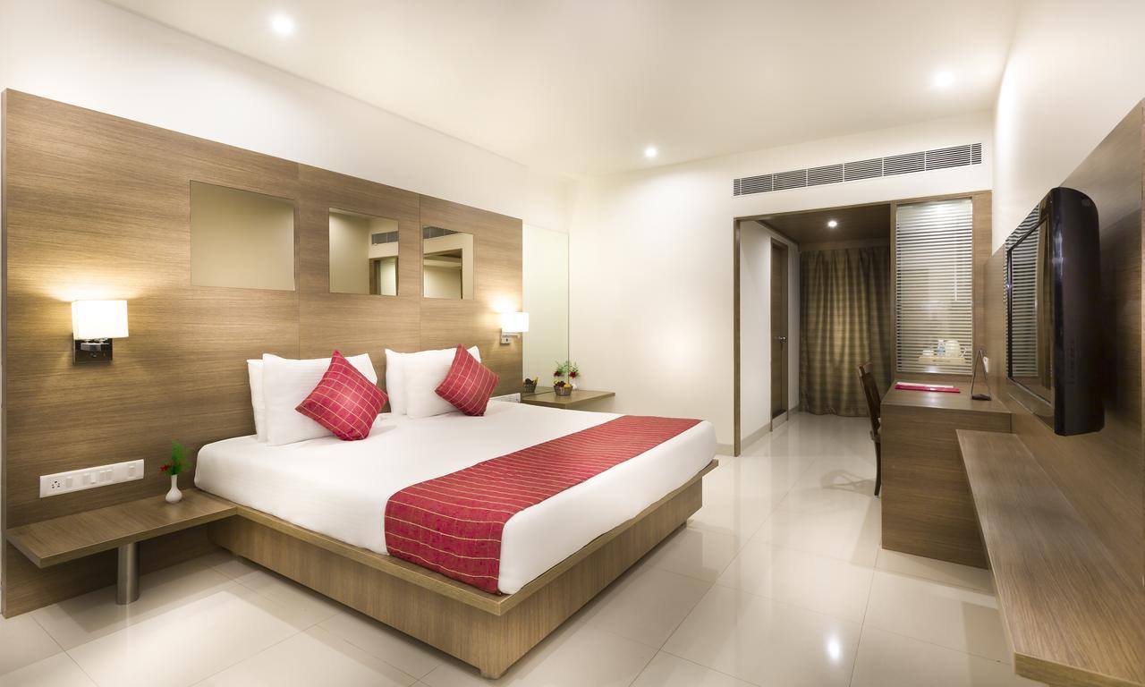 Regency Tiruttani By Grt Hotels Thiruttani Exteriér fotografie