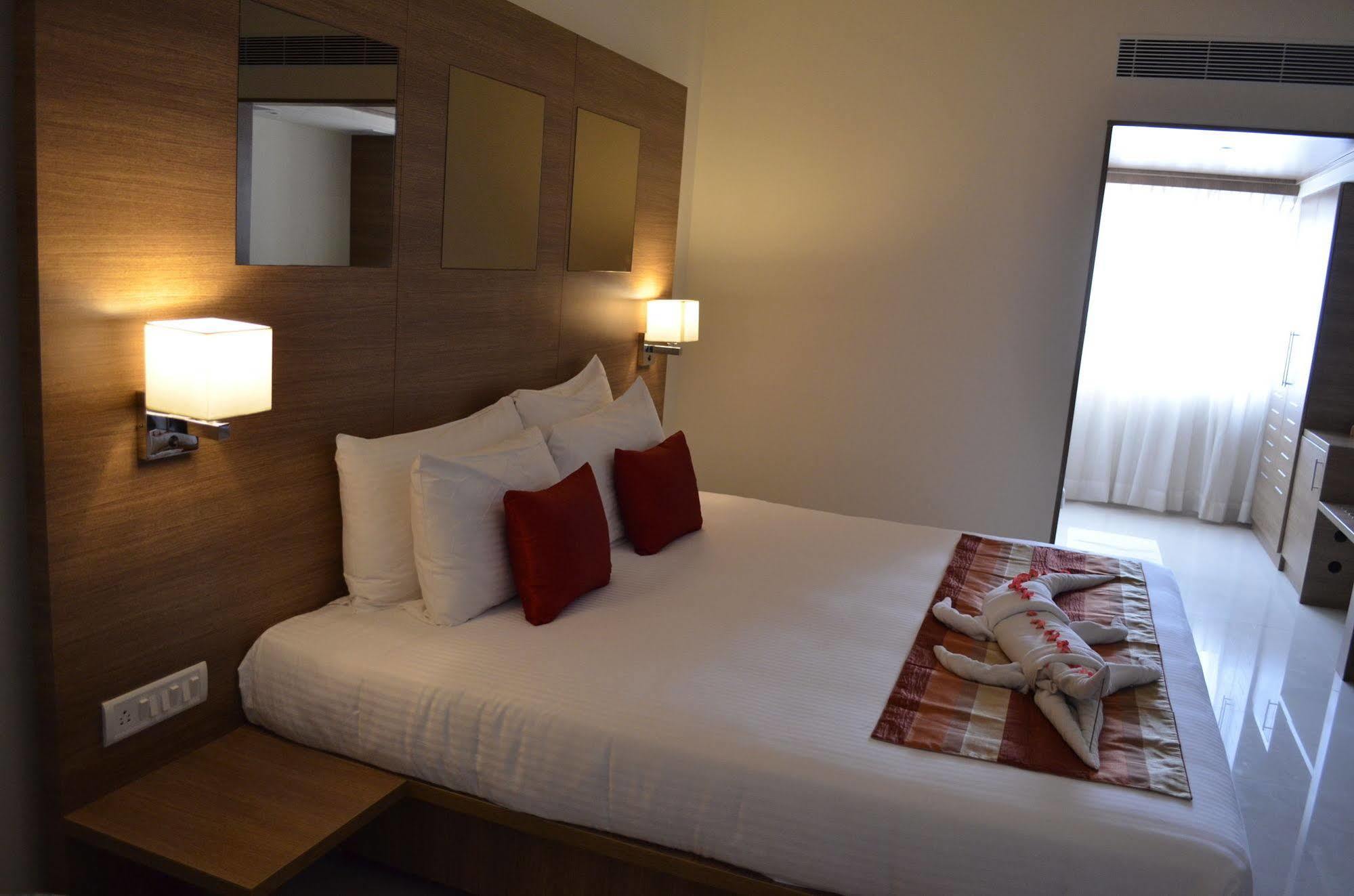 Regency Tiruttani By Grt Hotels Thiruttani Exteriér fotografie