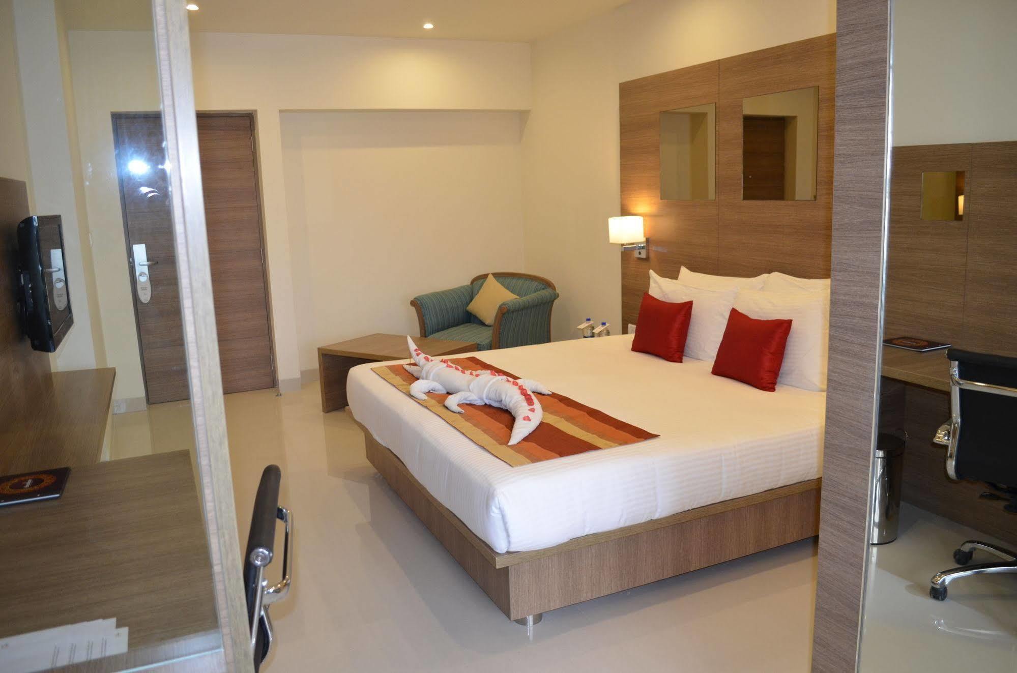 Regency Tiruttani By Grt Hotels Thiruttani Exteriér fotografie