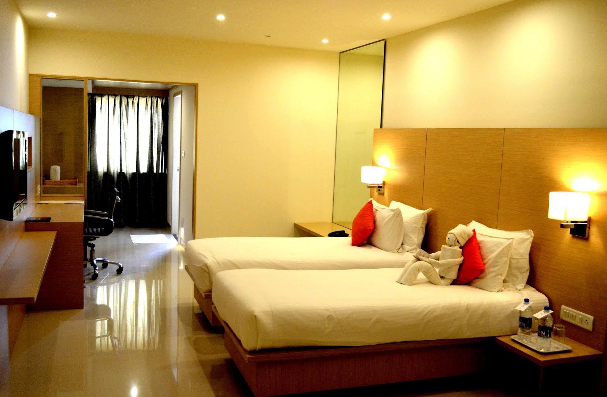 Regency Tiruttani By Grt Hotels Thiruttani Exteriér fotografie