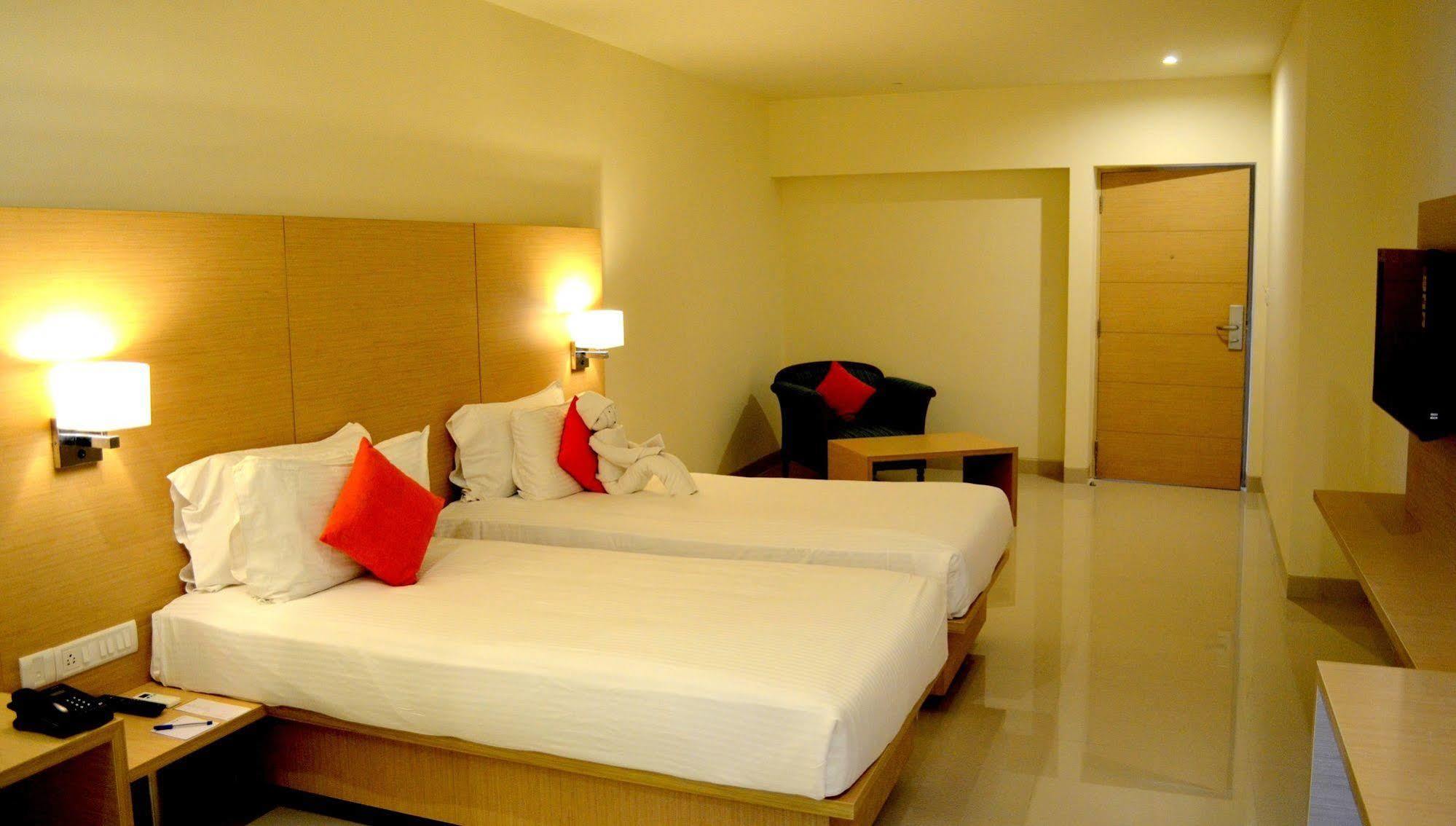 Regency Tiruttani By Grt Hotels Thiruttani Exteriér fotografie