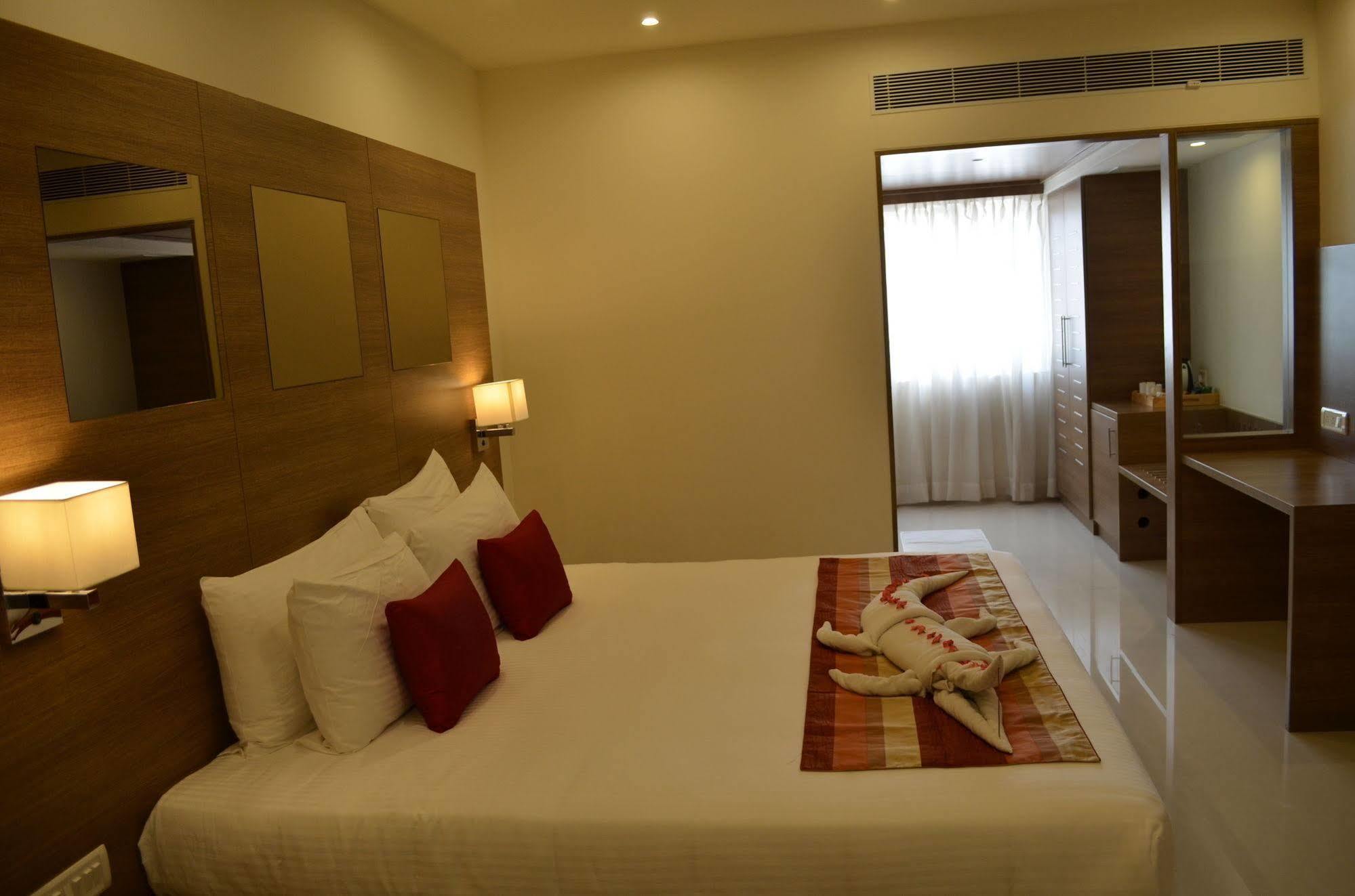 Regency Tiruttani By Grt Hotels Thiruttani Exteriér fotografie