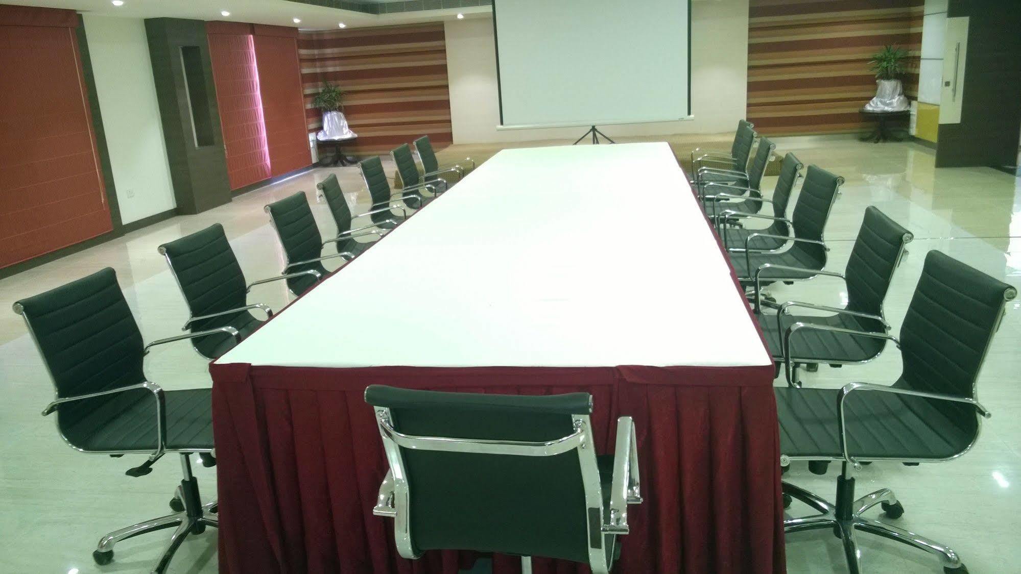 Regency Tiruttani By Grt Hotels Thiruttani Exteriér fotografie